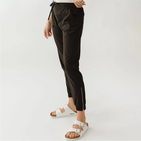ALBION Jetsetters Black Pants - Picture 3 of 13